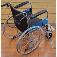 Skiiddii Portable Folding Wheelchair 110kg Capacity Lightweight Mobility Aid