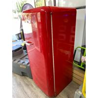 Smeg 50's Style 255L Retro Refrigerator Glossy Red