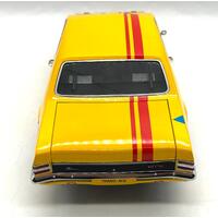 Classic Carlectables Holden HT Monaro 1972 Bathurst ATCC Norm Beechey #15 1/18