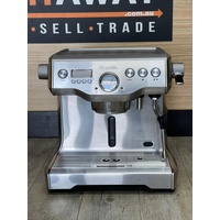 Breville BES920 Coffee Machine with Accessories