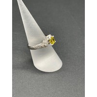 Ladies 18ct White Gold Yellow Gemstone & Diamonds Ring (Pre-Owned)