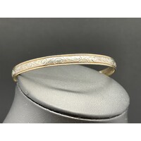 Ladies 9ct Two Tone Round Bangle