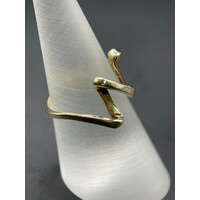 Ladies 9ct Yellow Gold Swirl Design Ring