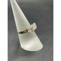 Ladies 14ct White Gold Cubic Zirconia Ring