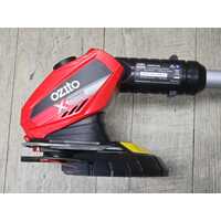 Ozito PXCLTS-018 18V Li-Ion Cordless Grass Trimmer 4.0Ah Battery and Charger