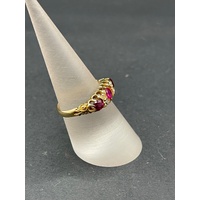 Ladies 18ct Yellow Gold Red Gemstones and CZ Ring