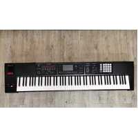 Roland FA-08 Keyboard Synthesizer 16 Touch Pads 128 Effects 88 Weighted Keys