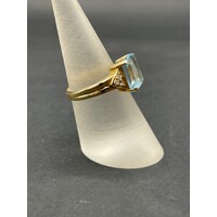 Ladies 18ct Yellow Gold Blue Gemstones and Diamonds Ring