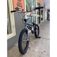 Damned BMX Bike Smoke Grey Forgotten BMX 21 Inch Top Tube Cromo 9.5 PC Pedals