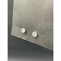 Ladies 18ct White Gold Cubic Zirconia Stud Earrings