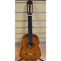 Yamaha C40 Acoustic Guitar 6 String