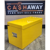 Stanley 27 Inch 4 Drawer Top Chest Yellow Finish No Key