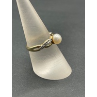 Ladies 9ct Yellow Gold White Pearl and Diamond Ring