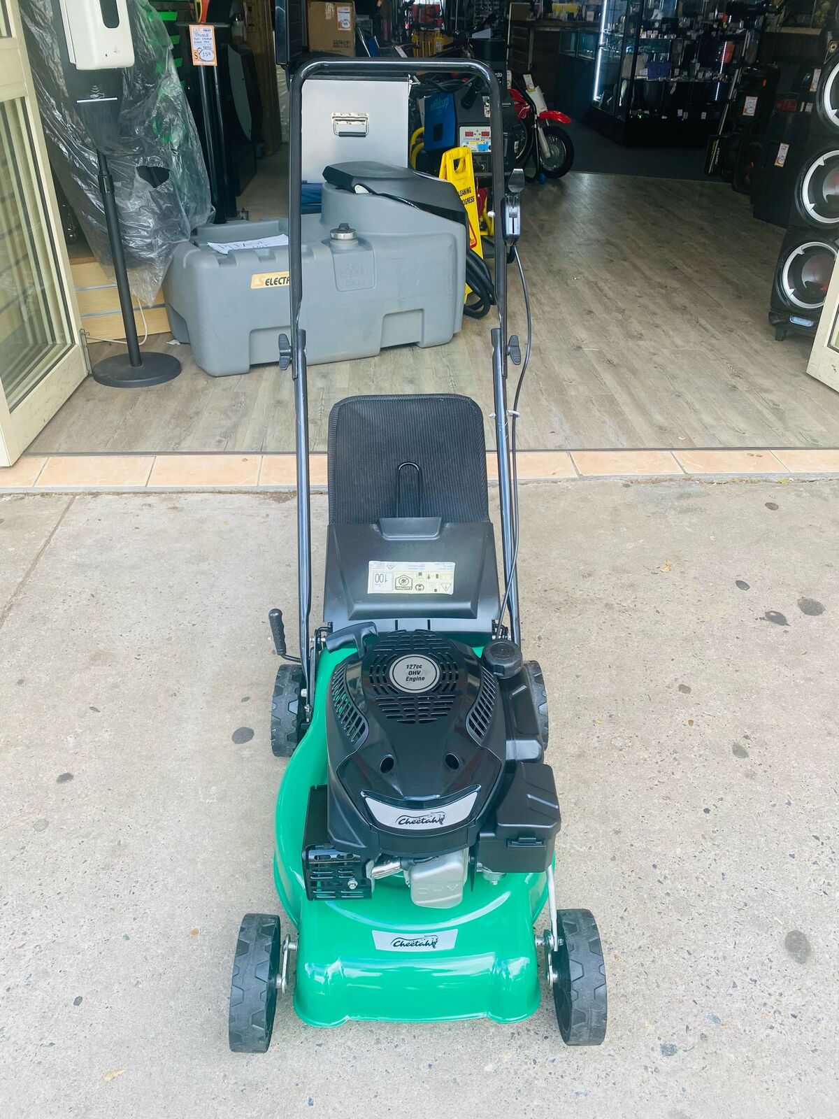 Cheetah 4 stroke mower new arrivals