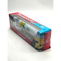 Scania V8 R730 BP Oil Tanker White 1:64 Scale Welly Transporter Diecast Metal