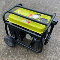 Ryobi RGN2500B 2500W 4 Stroke Petrol Generator