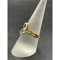 Ladies 9ct Yellow Gold Interlock Swirl Design Ring