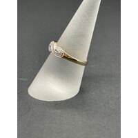 Ladies 9ct Yellow Gold Twisted Design Diamond Ring