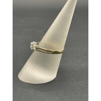 Ladies 9ct Yellow Gold Diamond Ring