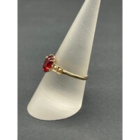 Ladies 9ct Yellow Gold Red Gemstone Ring