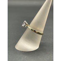 Ladies 9ct Yellow Gold Cubic Zirconia Ring