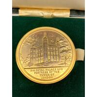 Royal Mint HM Tower Of London Yeomen Warders Commemorative Gold Plated Coin