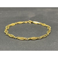 Ladies 18ct Yellow Gold Fancy Link Bracelet