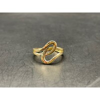 Ladies 9ct Yellow Gold Interlock Swirl Design Ring