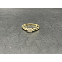 Ladies 9ct Yellow Gold Diamond Engagement Ring