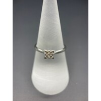 Ladies 9ct White Gold 4 Stone Diamond Ring