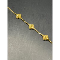 Ladies 21ct Yellow Gold Clover Charm Bracelet