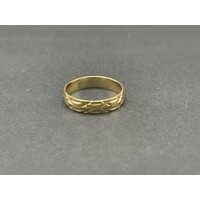 Unisex 9ct Yellow Gold Laser Cut Pattern Ring