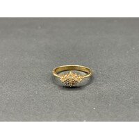 Ladies 18ct Yellow Gold Diamond Cluster Ring