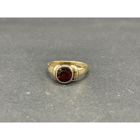 Ladies 9ct Yellow Gold Red Gemstone Ring