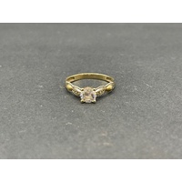 Ladies 9ct Yellow Gold Cubic Zirconia Vintage Design Ring