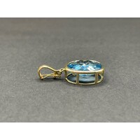 Ladies 14ct Yellow Gold Blue Gemstone Pendant