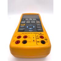 Fluke 726 Precision Multifunction Process Calibrator with Red Black Cable