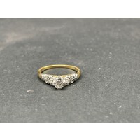 Ladies 18ct Yellow Gold Vintage Design Diamond Ring