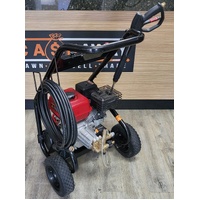 Full Boar 3200PSI FBPPW-3200 Petrol Pressure Washer with 5 Nozzles Attachments