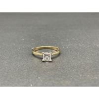 Ladies 9ct Yellow Gold Cubic Zirconia Ring