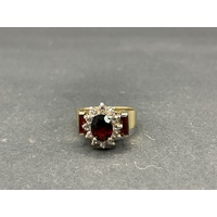 Ladies 9ct Yellow Gold Red Gemstone Ring