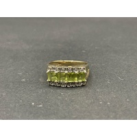 Ladies 9ct Yellow Gold Green Gemstone and Diamond Ring