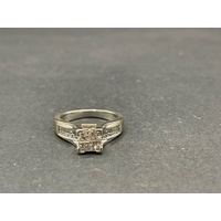 Ladies 18ct White Gold Diamond Ring