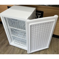 Inalto 84L 240V 3 Drawer Upright Freezer IUF92W