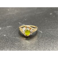 Ladies 9ct Yellow Gold Green Stone & Diamond Ring (Pre-owned)