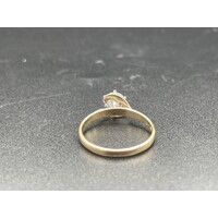 Ladies 9ct Yellow Gold CZ Ring (Pre-Owned)