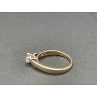 Ladies 9ct Yellow Gold Diamond Engagement Ring (Pre-Owned)