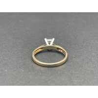 Ladies 9ct Yellow Gold Diamond Ring (Pre-Owned)