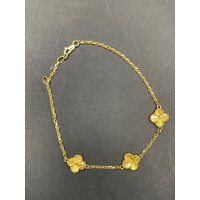 Ladies 21ct Yellow Gold Clover Charm Bracelet