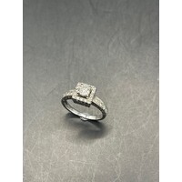 Ladies 18ct White Gold Diamond Engagement Ring